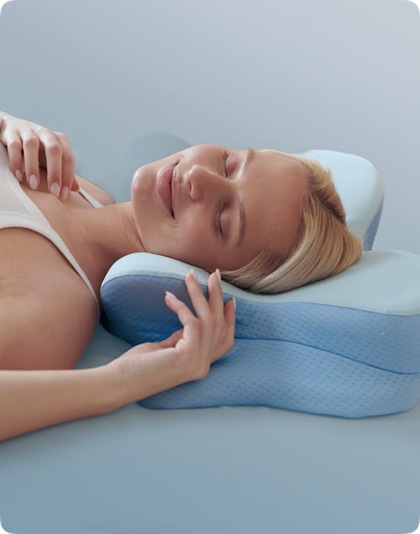 Combination sleeper changing positions on Derila Ergo Pillow